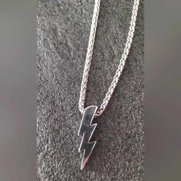 Mens Stainless Steel Chain with Stainless Steel Lightning Bolt Charm (18-24in) - Picture 2 of 4